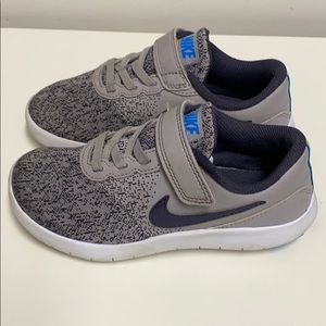 Kids sneakers